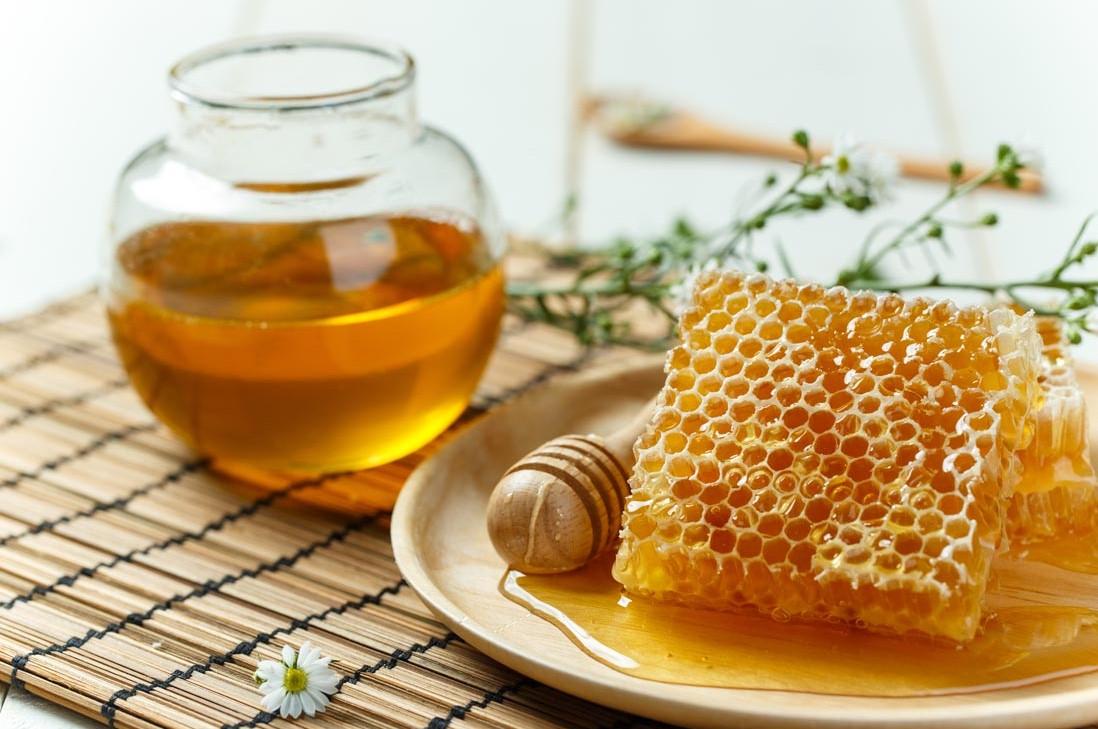 蜂蜜[蜜蜂酿制的蜜]